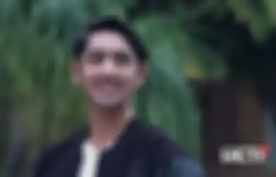 Heboh Arya Saloka Belanja Kebutuhan Dapur Ditemani Rekan Pria, Status Duda Disinggung