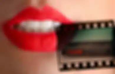 4 Arti Kedutan di Bibir Atas, Pertanda Dapat Rezeki Berupa Makanan