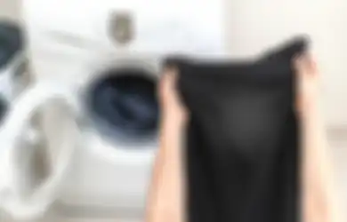 Biar Enggak Luntur, Pakai Bahan Dapur Ini saat Cuci Baju Warna Hitam 