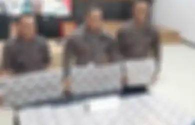 Dibungkus 8 Plastik, Ini Penampakan Uang Rp 7,5 Miliar yang Dikembalikan Tersangka Korupsi Kredit Bank, Kejari: Proses Hukum Tetap Berjalan