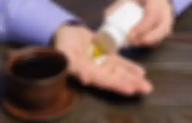 Jangan Konsumsi Kopi Setelah Minum 4 Jenis Obat Ini. Fatal Akibatnya!