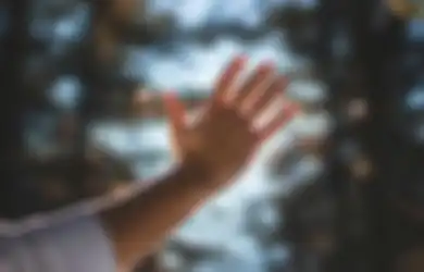 3 Arti Kedutan di Punggung Tangan, Berkaitan dengan Energi Vital