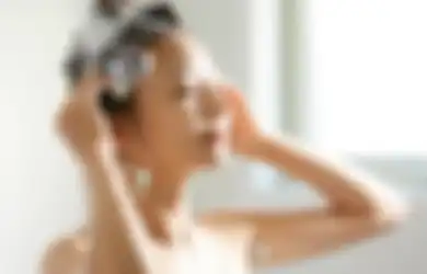 Waspada, 5 Kandungan dalam Sampo Ini Bisa Bikin Rambut Jadi Rontok