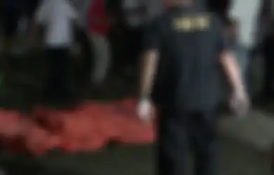 Kantong-kantong Jenazah Berjejer di Halaman, Begini Momen Evakuasi Jasad 4 Bocah di Jagakarsa, Warga: Husnul Khatimah Ya Nak