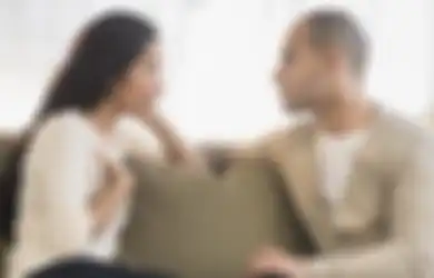 5 Hal Ini Sebenarnya Enggak Perlu Kita Kasih Tahu ke Pacar Selamanya