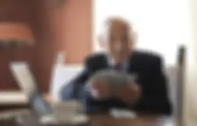 8 Weton yang Diramalkan Akan Menjadi Beruntung Saat Menjelang Tua