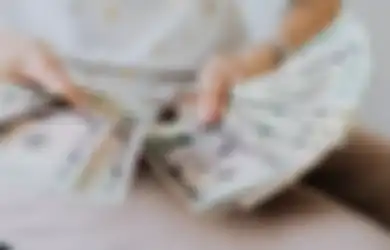 7 Weton yang Tajir di Usia 40-an, Dihadiahi Rezeki Berkat Kesabarannya
