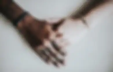 4 Arti Kedutan di Punggung Tangan, Konon Rezeki Sedang Mendekat