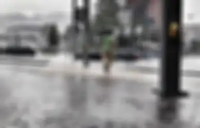 Ini Penyebab Kenapa Udara Tetap Terasa Gerah Meski Udah Turun Hujan