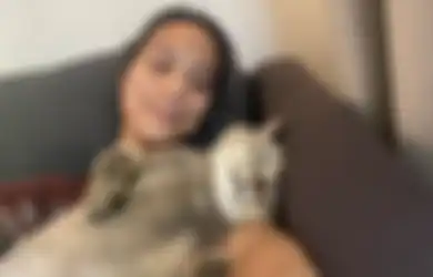 Dikta Lebih Pilih Jimbon Kucing Kesayangannya Dibanding Gitar