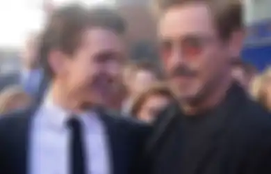 Tom Holland dan Robert Downey Jr. Reunian di Critics Choice Awards 2024