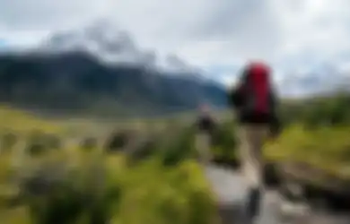 5 Tanggal Lahir Paling Hobi Mendaki Gunung, Sangat Suka Kehidupan Alam