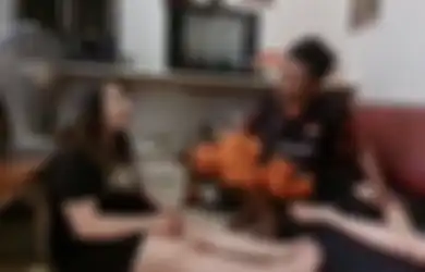 Digugat Cerai Bule Austria, Petugas PPSU Bambang Irawan Ternyata Kecanduan Judi Online, Curhatan Istri soal Nasib Rumah Viral