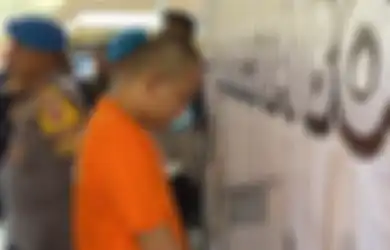 Untung Rp 300 Juta, Ini Sosok Dimas Germo Bertato Bibir Merah, Rayuan Mautnya Bisa Jerat Selebgram hingga Eks Pramugari Jadi PSK