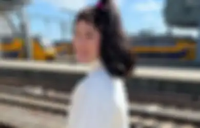 Suami Stevie Agnecya Pilu Cium Nisan Istri, Eks Samuel Rizal Sempat Peringatkan Sosok yang Diduga Kirim Santet 6 Bulan Lalu: Ingat Akhirat Ya