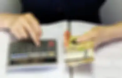 4 Weton Wanita yang Pandai Cari Uang, Sifatnya Cenderung Pemalu