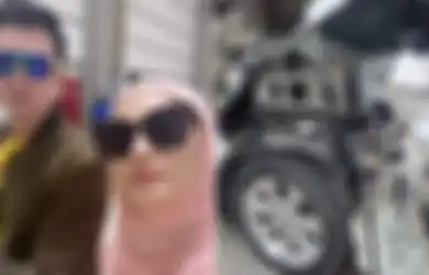 Mobilnya Ringsek Parah Tabrak Truk dari Belakang, Ini Fakta-fakta Mandala Shoji dan Istri Alami Kecelakaan hingga Batal Mudik Lebaran