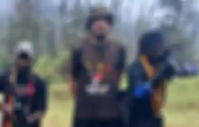 Dikawal Tentara OPM Bersenjata, Pilot Susi Air Minta TNI Tak Lepaskan Bom di Papua, Mohon ke Negara Asing Lakukan Hal Ini