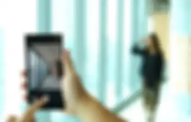 Tips Bikin Konten OOTD Epic di Hari Kartini Dengan Samsung Galaxy S24