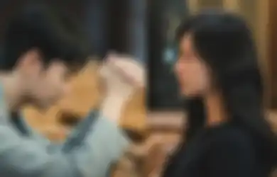 Spoiler Drama Korea Queen of Tears Eps 14, Kim Soo Hyun Memohon Kim Ji Won Mau Dioperasi