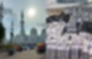 Kena Tipu Hampir Rp 1 Miliar, Ini Kronologi Penipuan Katering di Masjid Sheikh Zayed Solo, Pengurus Sempat Tolak Ratusan Takjil
