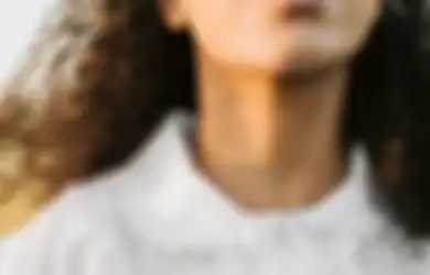 4 Arti Kedutan di Leher, Peringatan untuk Hati-hati atau Waspada