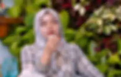 Baru 10 Hari Menikah, Pilu Istri Pendakwah di Jawa Timur Pergoki Chat Suami BO Waria, Tak Cerai Demi Keluarga: Apa Kata Orang