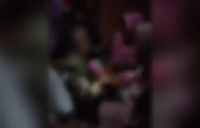 Remaja di Garut Lihat Sendiri Ibunya Tergeletak Dihabisi, Terungkap Detik-detik IRT Cikajang Dihabisi Pencuri: Tolong, Mamah Dibunuh