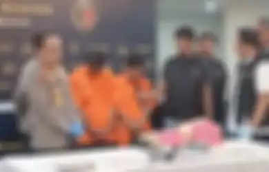 Terkuak Hasutan Naedi dalam Kasus Ponakan Bunuh Paman di Warung Pamulang, Korban Dibacok 4 Kali, Jasad Dibungkus Sarung 