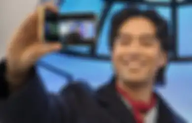 Vidi Aldiano Ungkap Alasan Jadi Pengguna Galaxy Flip Sejak Lama