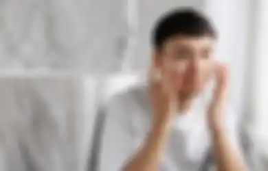 3 Cara Ngajarin Cowok Cara Skincare yang Tepat Saat Cuaca Ekstrem