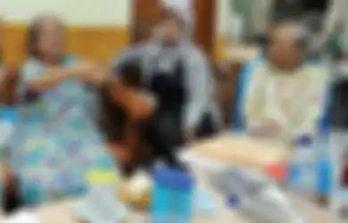 Dari dalam Panti Jompo, Nenek-nenek yang Di-'PKI'-kan Ini Minta Keadilan