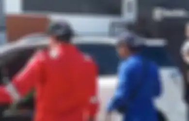 Pak Didik Rela dan Saksikan Kaca Pintu Toyota Rush Miliknya Dipecah, Demi Sesuatu di Kabin