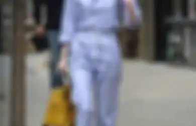 6 Ragam Inspirasi Memakai Jumpsuit ala Seleb Hollywood. Super Kece!