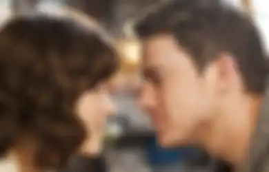 5 Hal Romantis Enggak Terduga yang Bisa Bikin Pacar atau Gebetan Senang