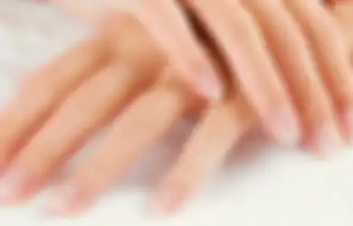 Ini Dia, 4 Kebiasaan yang Membuat Kuku Menjadi Rusak