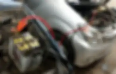 Begini Cara Mengatasi Aki Mobil Tekor Saat Dijalan, Jangan Panik