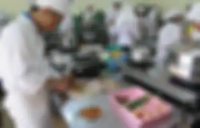 3 Hal Yang Perlu Kamu Tahu Tentang Sekolah Double Track, Sistem Yang Menggabungkan SMA dan SMK