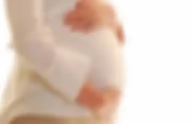 Bolehkan Perusahaan Memecat Karyawan yang Menikah atau Hamil?