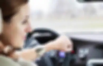 Ini Dia,  Salah Kaprah yang Kerap Kita Lakukan Saat Mengendarai Mobil