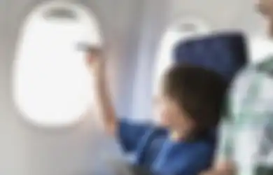 Tips Melakukan Perjalanan Mudik dengan Pesawat Bersama Anak