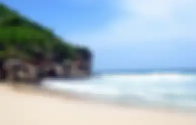 Hamparan Pasir Putihnya Sehalus Bedak, Inilah Pesona Lokasi Wisata Pantai Srau Pacitan, Tawarkan Suguhan Pemandangan 'Negeri 1.000 Goa'