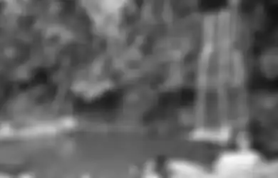 Menatap Pelangi di Curug Putri Pelangi