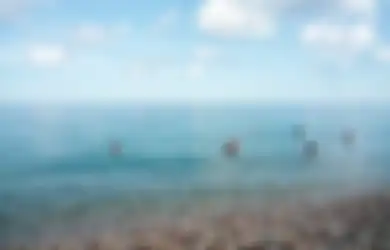 Warna-warni Batu Pantai Kolbano