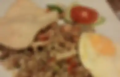 Pedasnya Nasi Marah di Waroeng Bandung