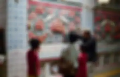 Keraton Kasepuhan dan Misteri Buaya Putih