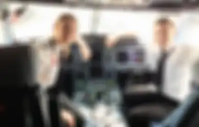 Perempuan Ini Resmi Menjadi Kapten Pesawat Komersial Termuda di Dunia