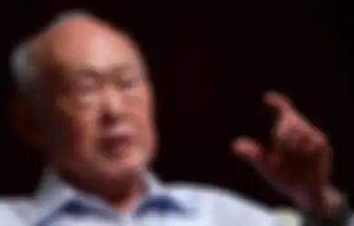 Lee Kuan Yew: Kebangkitan Ekonomi Singapura Dimulai dari Keputusan untuk Tidak Memindahkan Patung Stamford Raffles