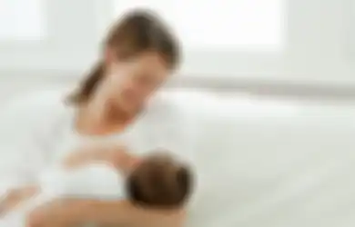 Benarkah Payudara Kecil Hasilkan ASI yang Lebih Sedikit?