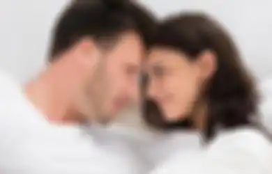 Wahai Pria, Buailah Pasangan Anda Lewat  Titik-titik Sensitifinya Berikut Ini